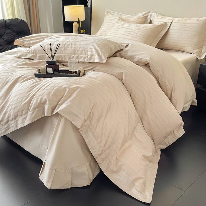 91家纺网 家纺一手货源 找家纺 金昱纺 2025新款50双股100支长绒棉贡缎提花高定四件套琉璃·香槟色