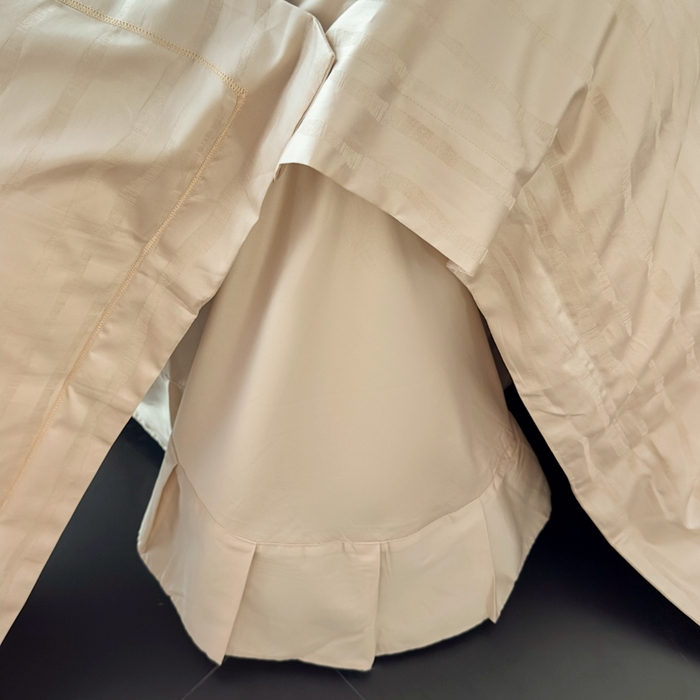 91家纺网 家纺一手货源 找家纺 金昱纺 2025新款50双股100支长绒棉贡缎提花高定四件套琉璃·香槟色