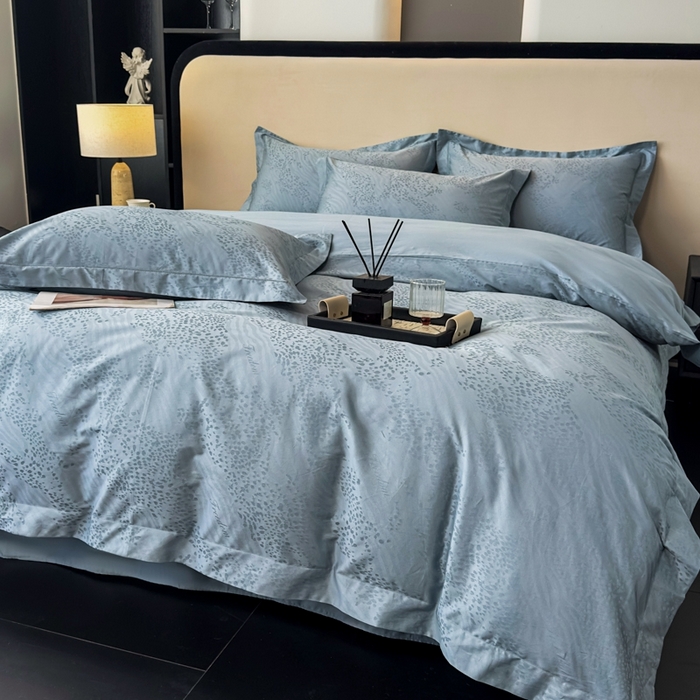 91家纺网 家纺一手货源 找家纺 金昱纺 2025新款50双股100支长绒棉贡缎提花高定四件套轻奢部落·极岩兰