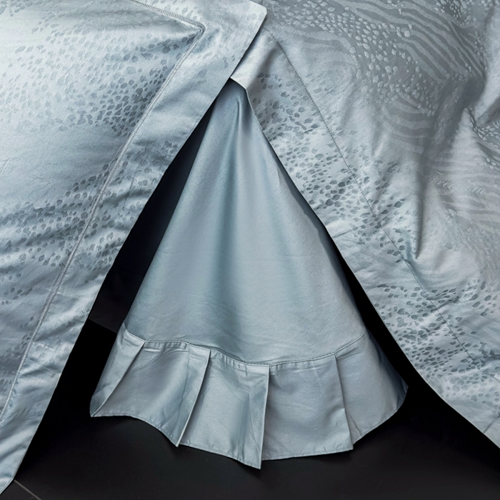 91家纺网 家纺一手货源 找家纺 金昱纺 2025新款50双股100支长绒棉贡缎提花高定四件套轻奢部落·极岩兰