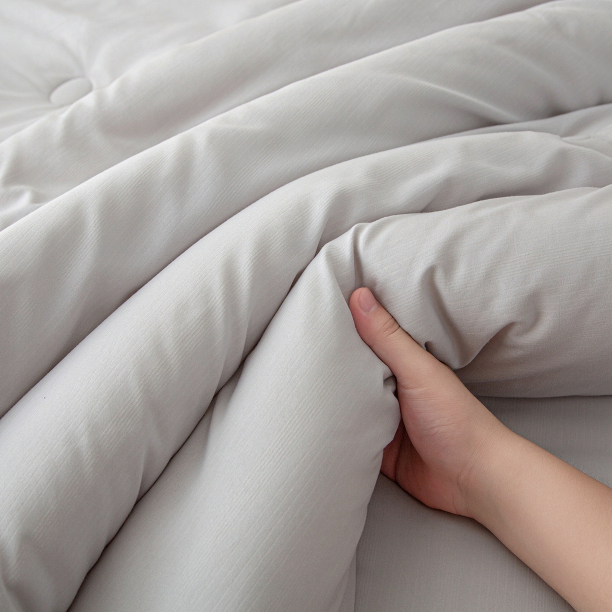 91家纺网 家纺一手货源 找家纺 维洋家纺 2025新款A类提花良质天然大豆子母被子被芯 良质灰