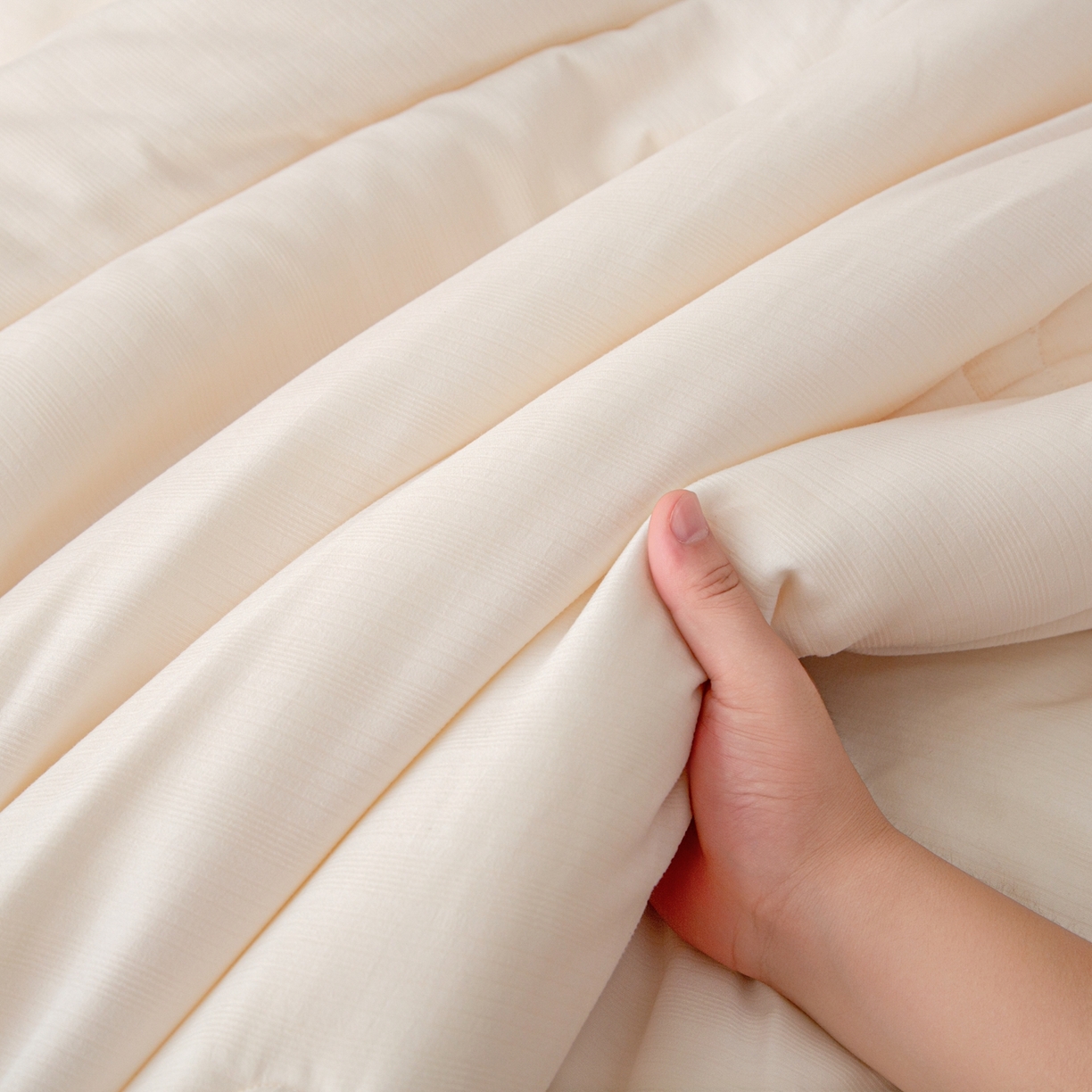 91家纺网 家纺一手货源 找家纺 （总）维洋家纺 2025新款A类提花良质天然大豆子母被子被芯