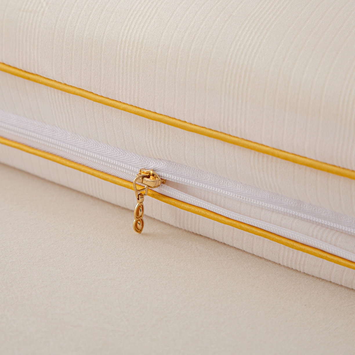 91家纺网 家纺一手货源 找家纺 维洋家纺 2025新款A类提花良质天然大豆子母被子被芯 良质白