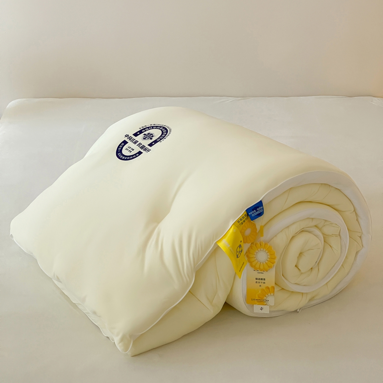 91家纺网 家纺一手货源 找家纺 一加一 2025新款泡芙中科抗菌大豆被被子被芯 柠檬黄