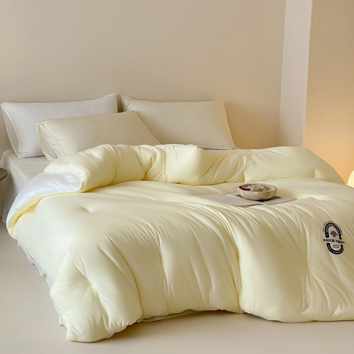 91家纺网 家纺一手货源 找家纺 一加一 2025新款泡芙中科抗菌大豆被被子被芯 柠檬黄