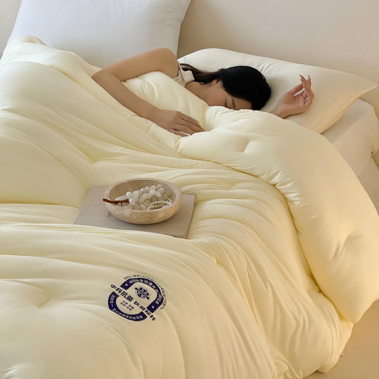 91家纺网 家纺一手货源 找家纺 一加一 2025新款泡芙中科抗菌大豆被被子被芯 柠檬黄