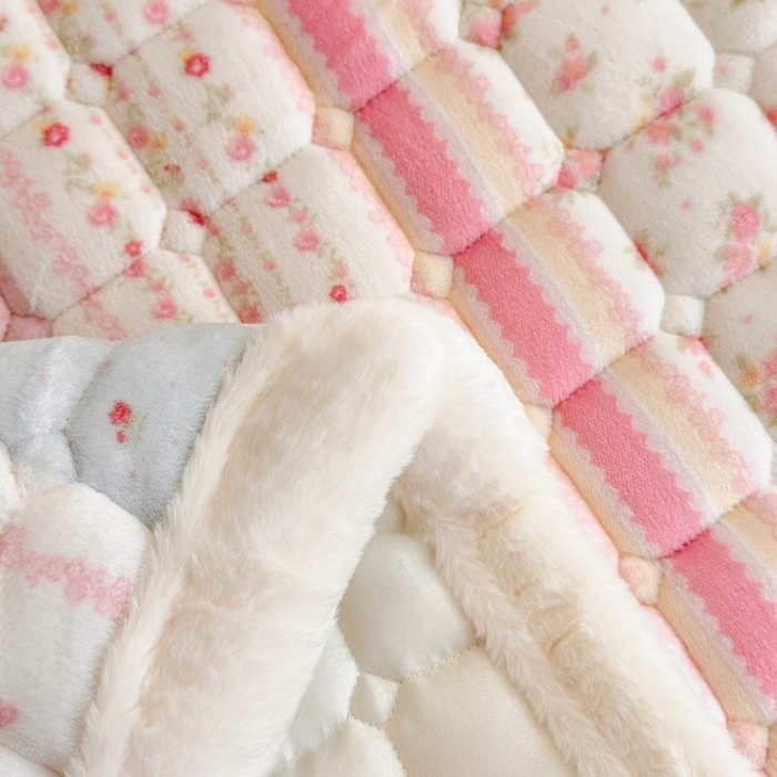 91家纺网 家纺一手货源 找家纺 爱屋及屋 2025新款牛奶绒印花床垫-宿舍床 暖漾甜梦