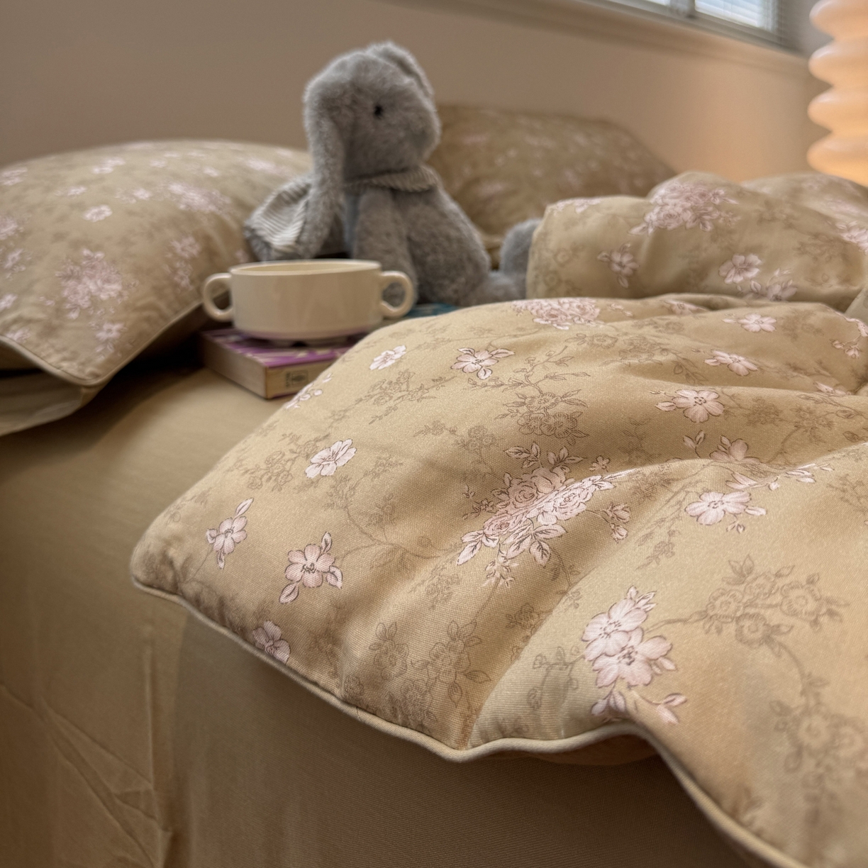 91家纺网 家纺一手货源 找家纺 一加一 2025新款40全棉双层纱印花中科抗菌被子四件套 初春