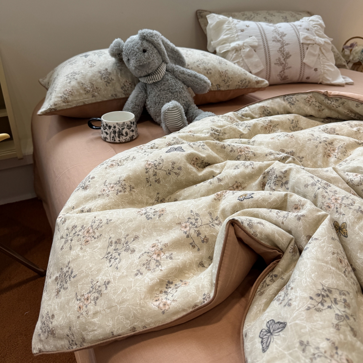 91家纺网 家纺一手货源 找家纺 一加一 2025新款40全棉双层纱印花中科抗菌被子四件套 沐风