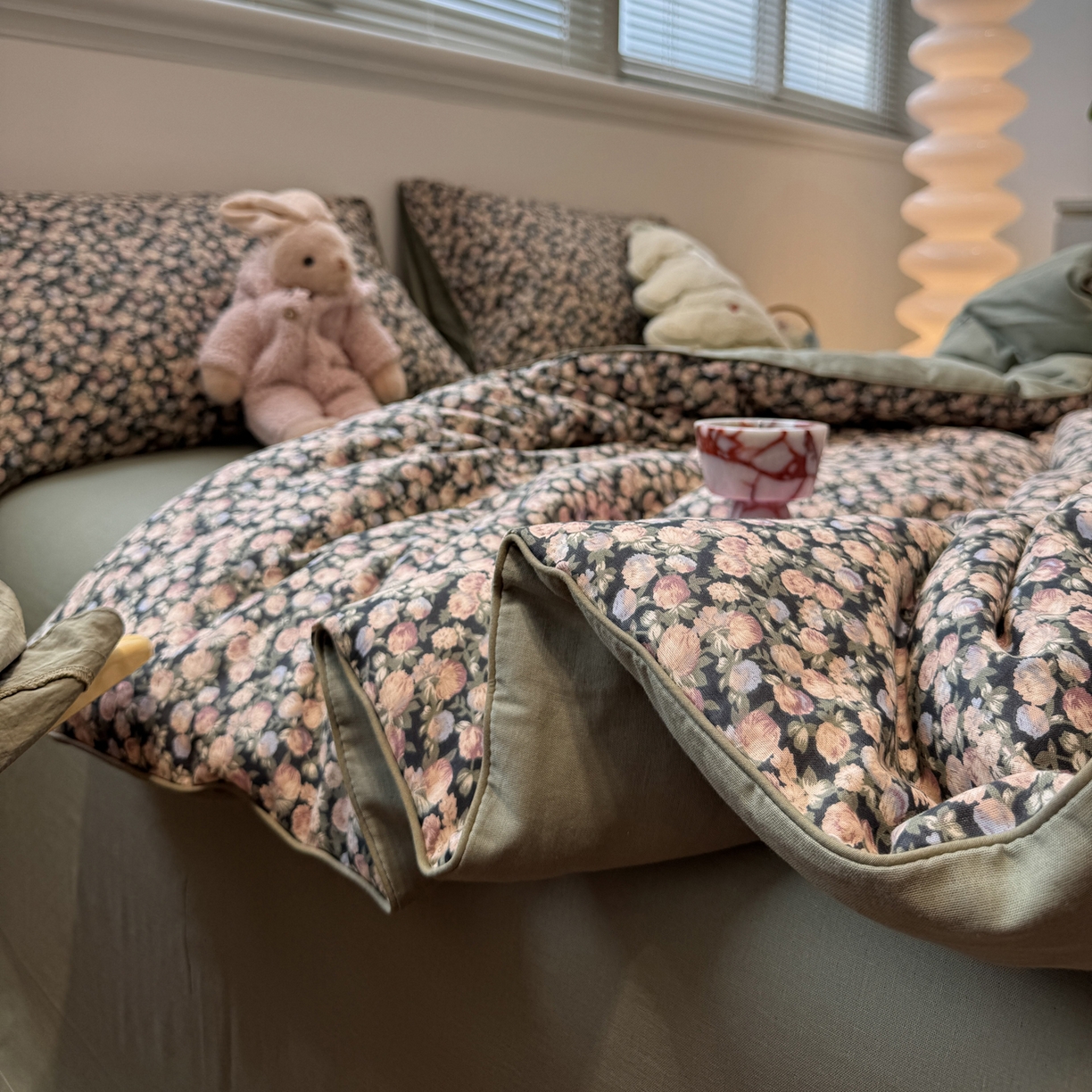 91家纺网 家纺一手货源 找家纺 一加一 2025新款40全棉双层纱印花中科抗菌被子四件套 暗香