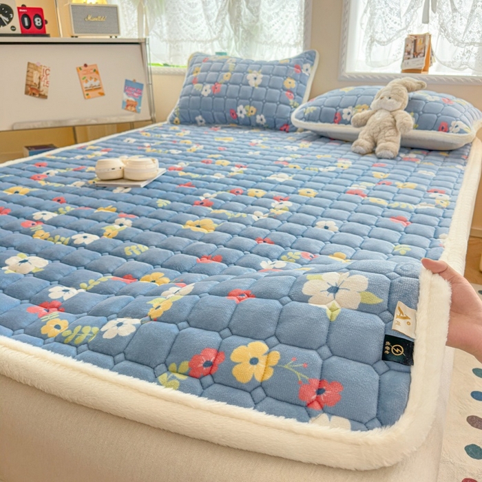 91家纺网 家纺一手货源 找家纺 （总）爱屋及屋 2025加厚牛奶绒印花床垫软垫加绒加厚床褥垫床护垫铺底毛绒垫子【200g填充】