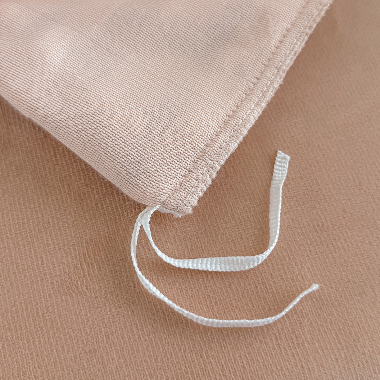 91家纺网 家纺一手货源 找家纺 锦罗绣 2025新款全消光烂花230克牛奶绒四件套 向阳而生