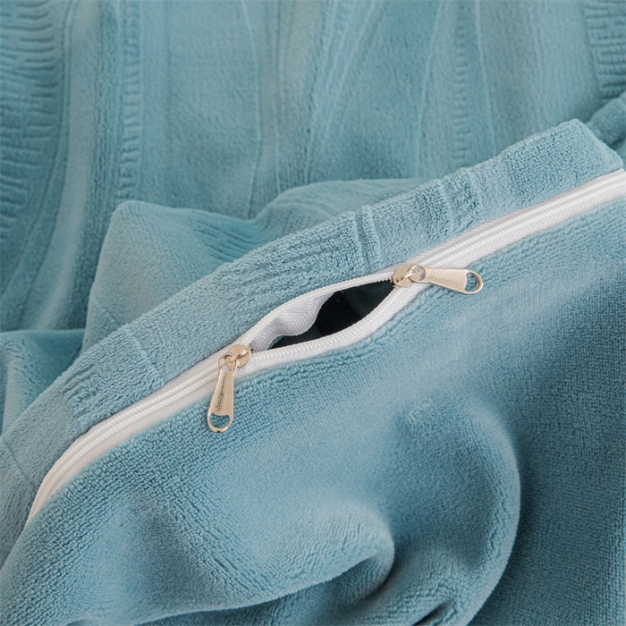 91家纺网 家纺一手货源 找家纺 锦罗绣 2025新款全消光烂花230克牛奶绒四件套 几何-蓝