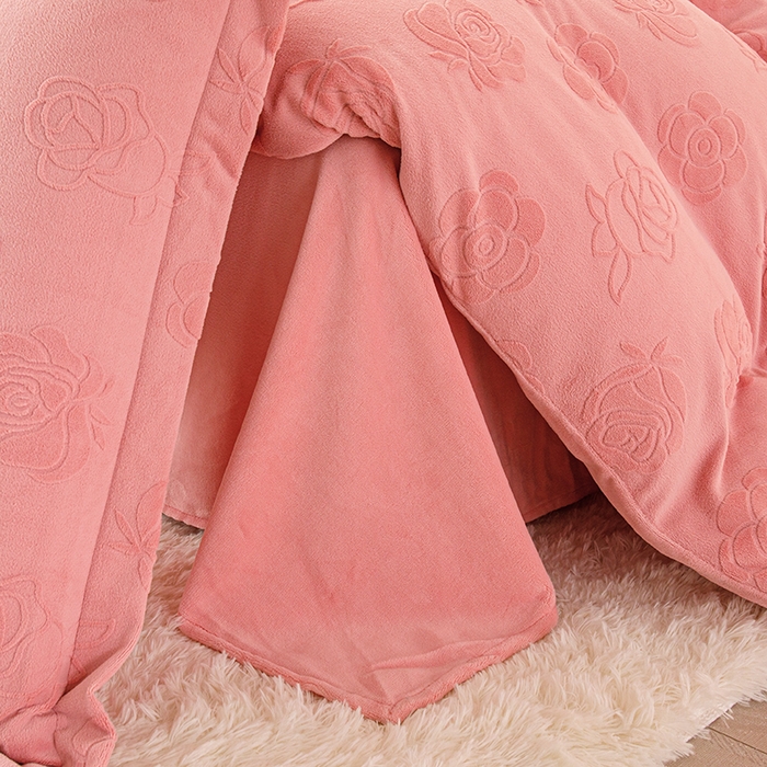 91家纺网 家纺一手货源 找家纺 锦罗绣 2025新款全消光烂花230克牛奶绒四件套 粉玫瑰