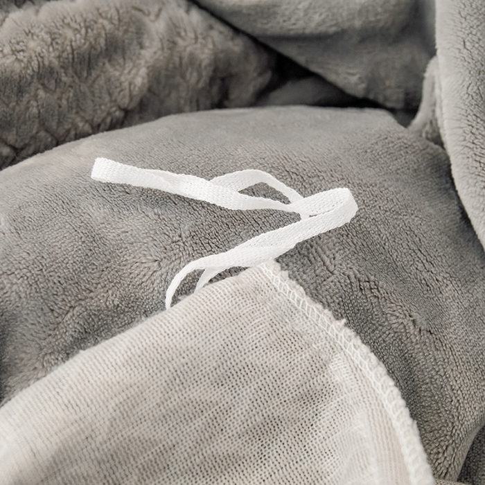 91家纺网 家纺一手货源 找家纺 锦罗绣 2025新款全消光烂花230克牛奶绒四件套 提花灰