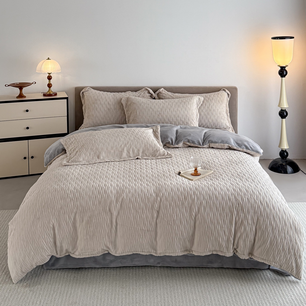 91家纺网 家纺一手货源 找家纺 （总）锦罗绣 2025新款全消光烂花230克牛奶绒单被套