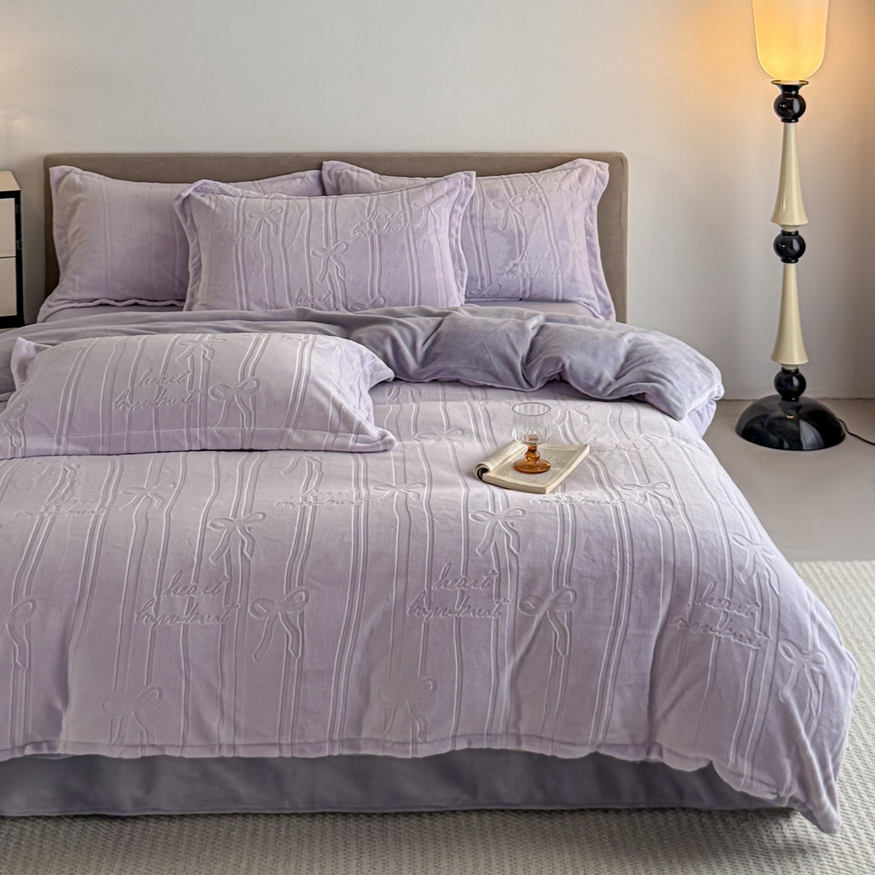 91家纺网 家纺一手货源 找家纺 锦罗绣 2025新款全消光烂花230克牛奶绒单被套 梵希