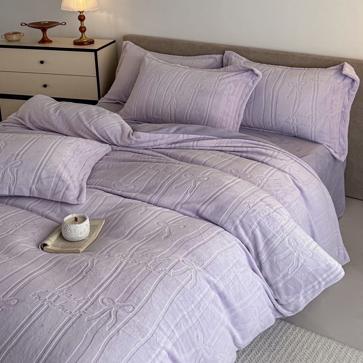 91家纺网 家纺一手货源 找家纺 锦罗绣 2025新款全消光烂花230克牛奶绒单被套 梵希