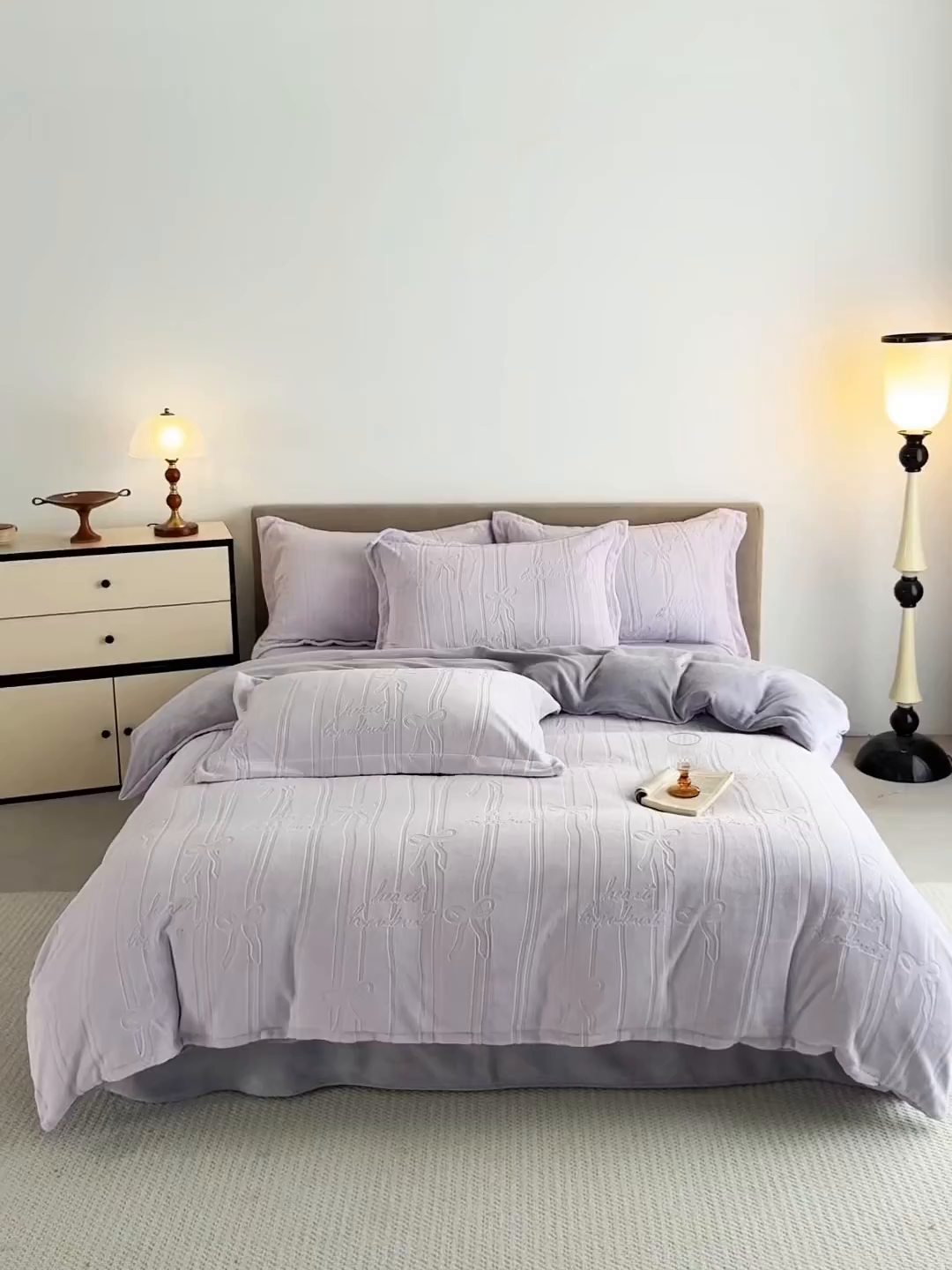 91家纺网 家纺一手货源 找家纺 锦罗绣 2025新款全消光烂花230克牛奶绒单被套 梵希