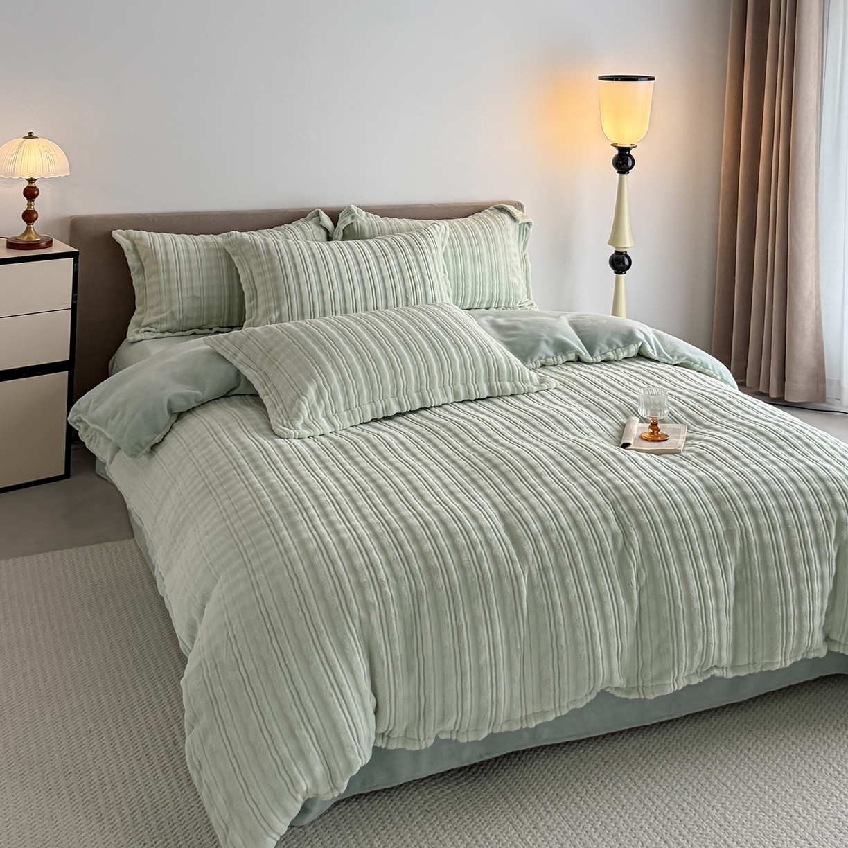 91家纺网 家纺一手货源 找家纺 锦罗绣 2025新款全消光烂花230克牛奶绒单被套 洛伊绿