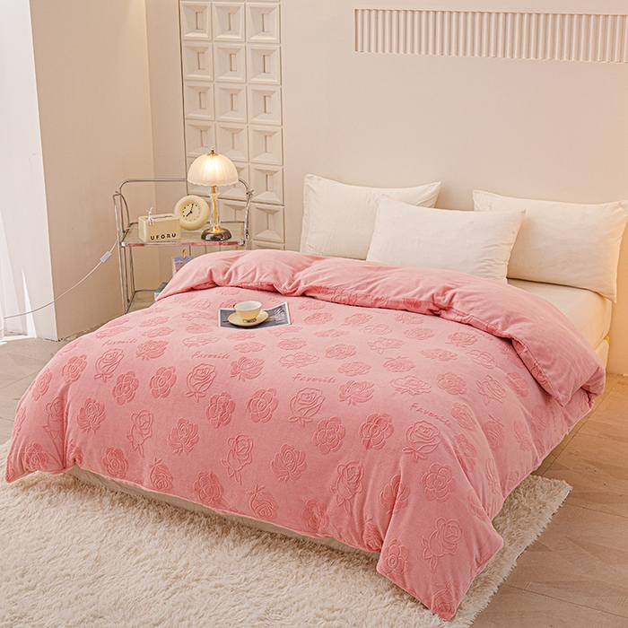 91家纺网 家纺一手货源 找家纺 锦罗绣 2025新款全消光烂花230克牛奶绒单被套 粉玫瑰