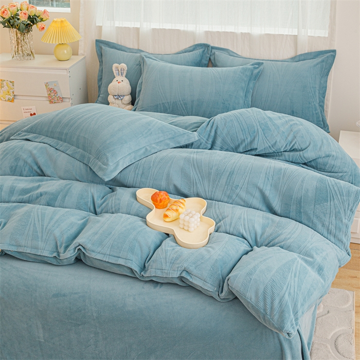 91家纺网 家纺一手货源 找家纺 锦罗绣 2025新款全消光烂花230克牛奶绒单被套 几何-蓝