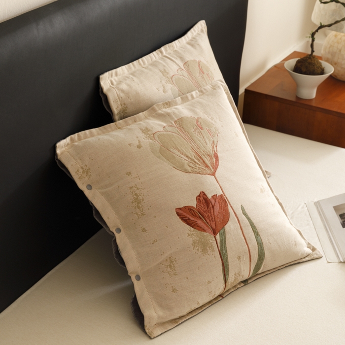 91家纺网 家纺一手货源 找家纺 爱港家纺 2025新款全棉纯棉纱布抱枕 靠枕 可拆洗 腰枕 客厅卧室汽车纯棉方枕套 闭月