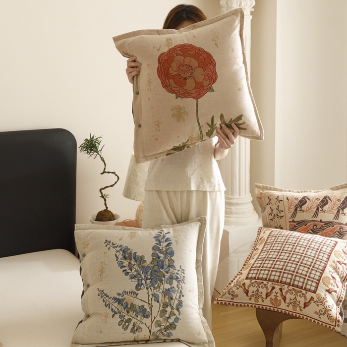 91家纺网 家纺一手货源 找家纺 爱港家纺 2025新款全棉纯棉纱布抱枕 靠枕 可拆洗 腰枕 客厅卧室汽车纯棉方枕套 组合图   仅供展示不可下单