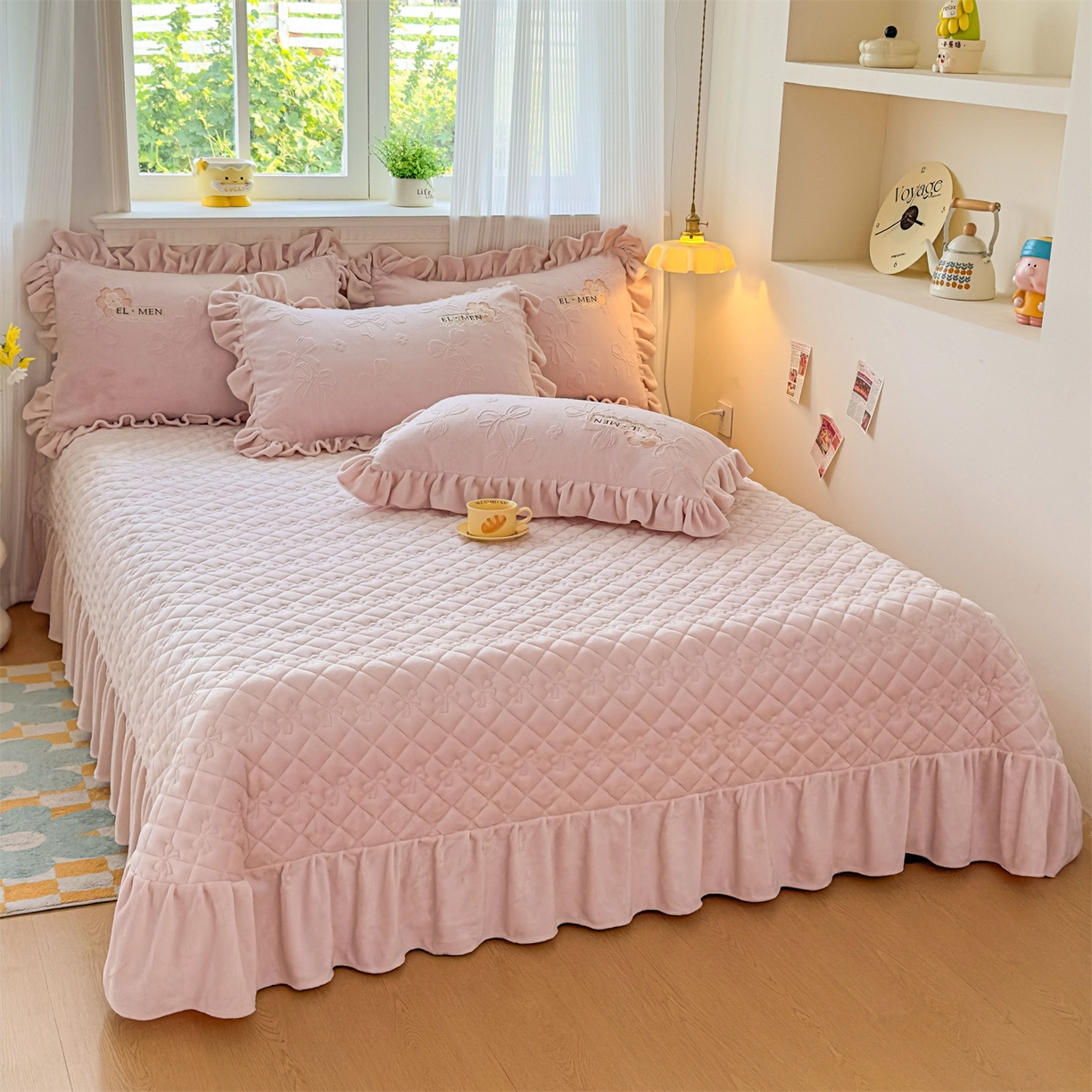 91家纺网 家纺一手货源 找家纺 （总）恒爱家纺 2025新款牛奶绒立体剪花床盖四件套-心魅