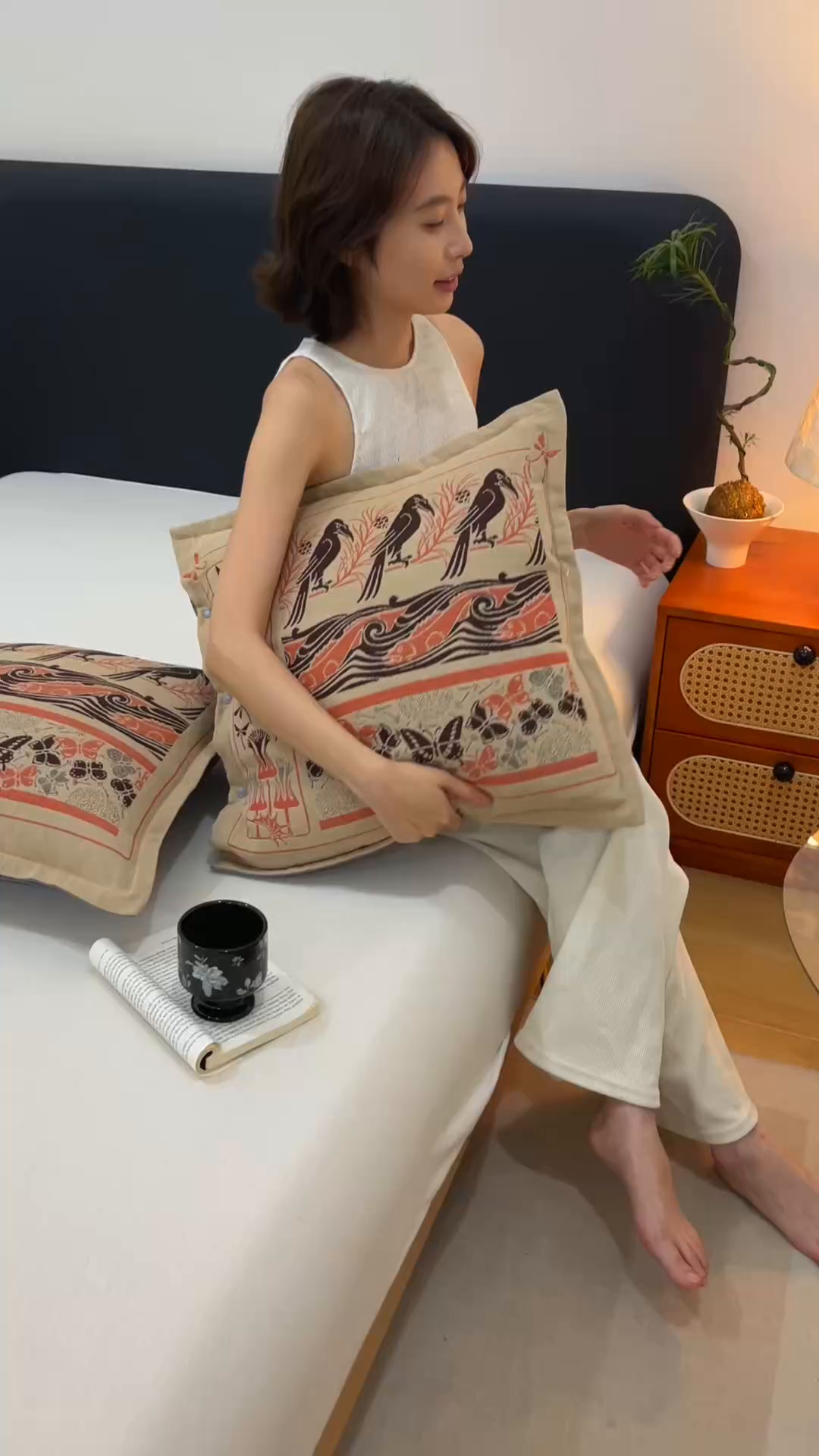 91家纺网 家纺一手货源 找家纺 爱港家纺 2025新款全棉纯棉纱布抱枕 靠枕 可拆洗 腰枕 客厅卧室汽车纯棉方枕套 古朴