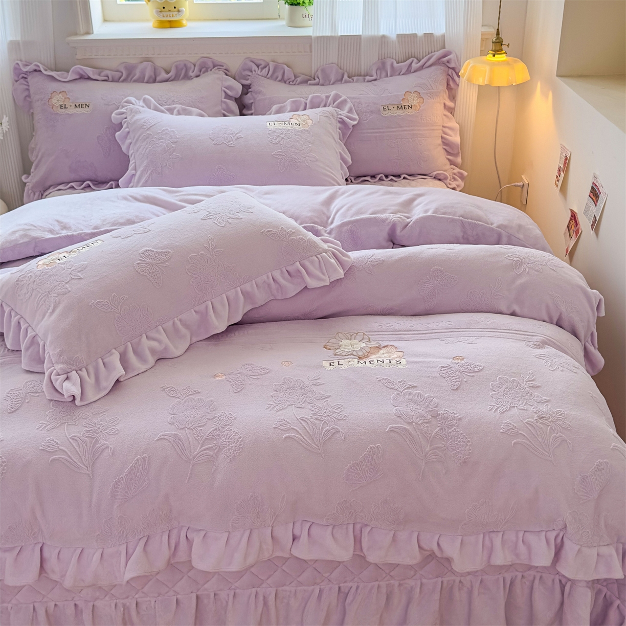 91家纺网 家纺一手货源 找家纺 （总）恒爱家纺 2025新款牛奶绒立体剪花床盖四件套-心魅