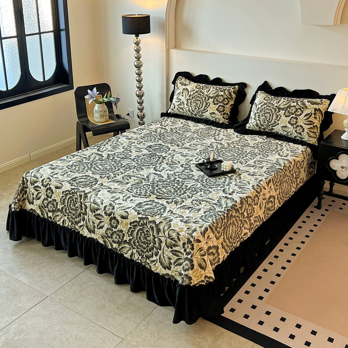 91家纺网 家纺一手货源 找家纺 云玲时尚 2025新款牛奶绒赫本风夹棉床盖三件套 花海-绿