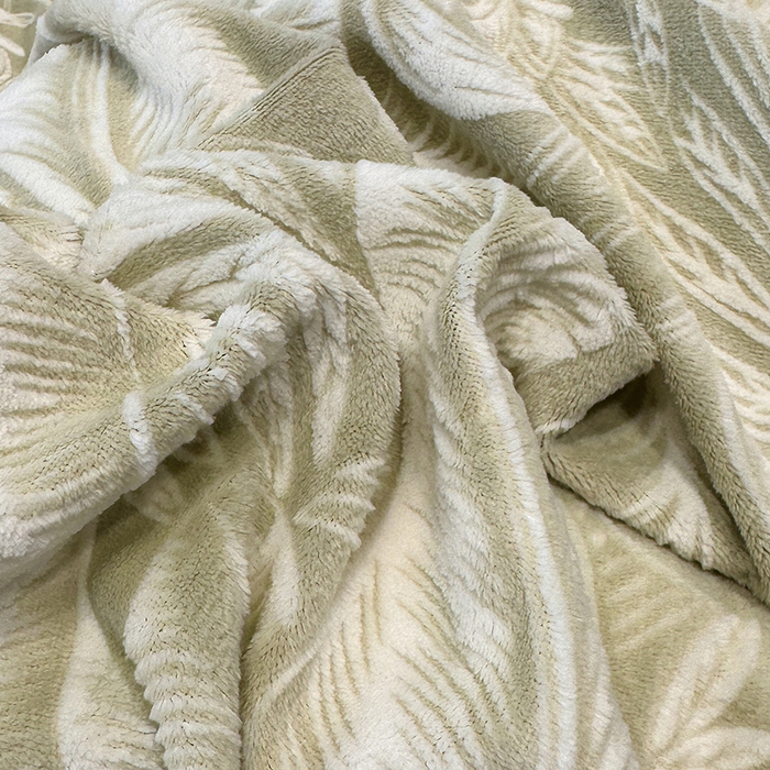 91家纺网 家纺一手货源 找家纺 云玲时尚 2025新款牛奶绒立体雕花兔毛绒包边四件套 暖意浓浓