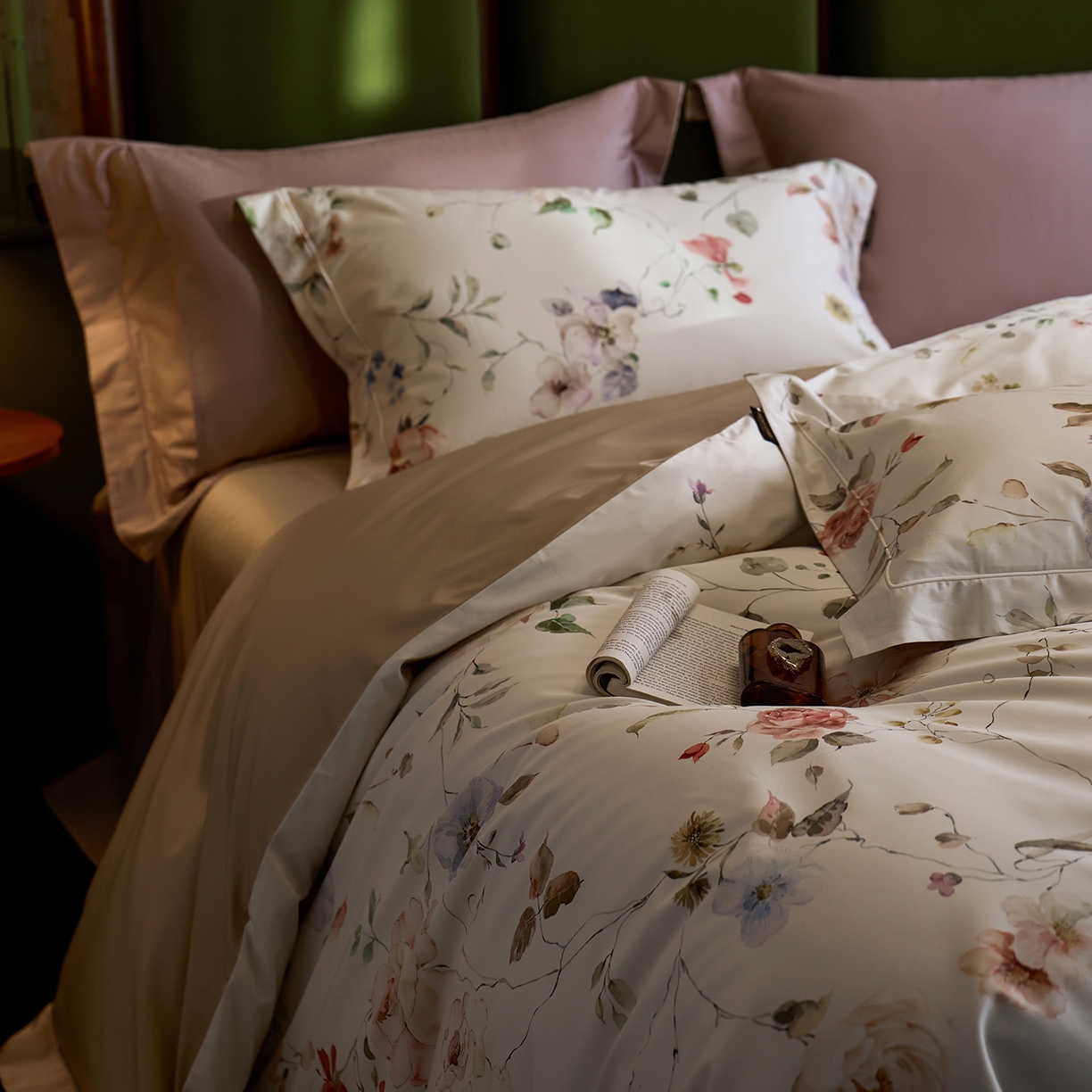 91家纺网 家纺一手货源 找家纺 轩和家居 2025新款70SA类轻奢长绒棉纯棉花四件套正品YKK拉链+精品做工 第一组 山木花葶