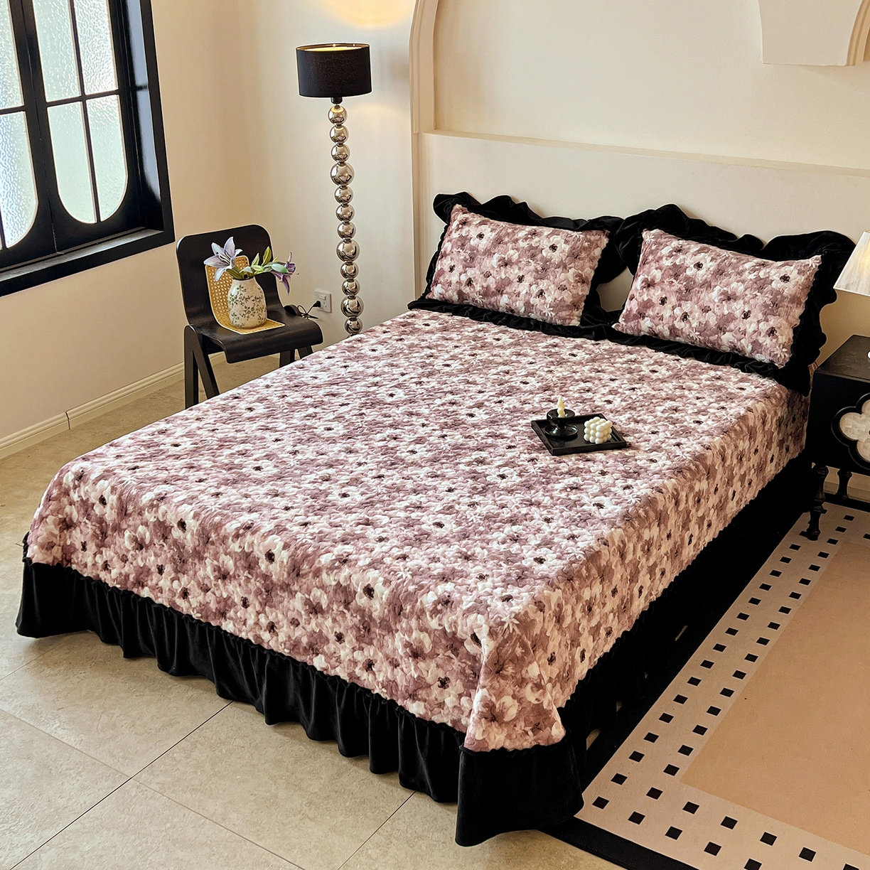 91家纺网 家纺一手货源 找家纺 云玲时尚 2025新款牛奶绒赫本风夹棉床盖四件套 樱花-粉