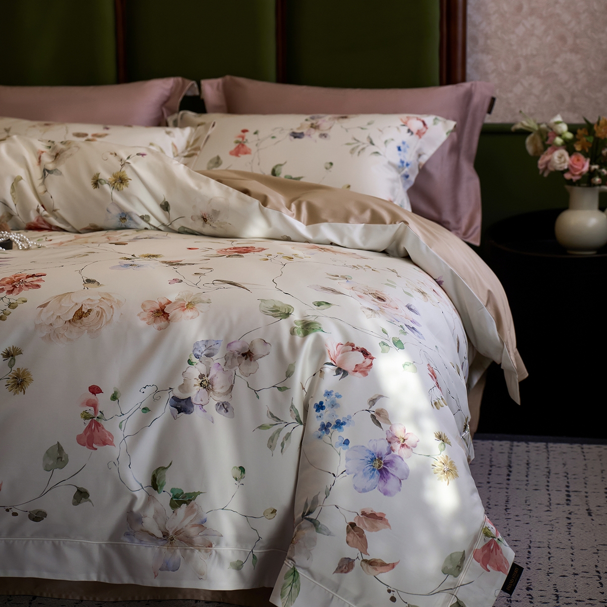 91家纺网 家纺一手货源 找家纺 轩和家居 2025新款70SA类轻奢长绒棉纯棉花四件套正品YKK拉链+精品做工 第一组 山木花葶