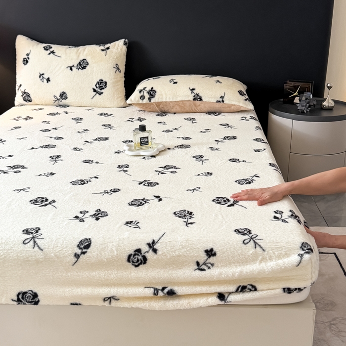 91家纺网 家纺一手货源 找家纺 爱多多家居 2025新款印花兔毛绒高克重单床笠床笠单件 床笠-暗夜玫瑰