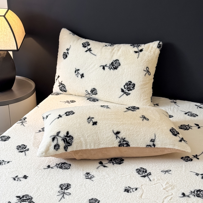 91家纺网 家纺一手货源 找家纺 爱多多家居 2025新款印花兔毛绒高克重单床笠床笠单件 床笠-暗夜玫瑰