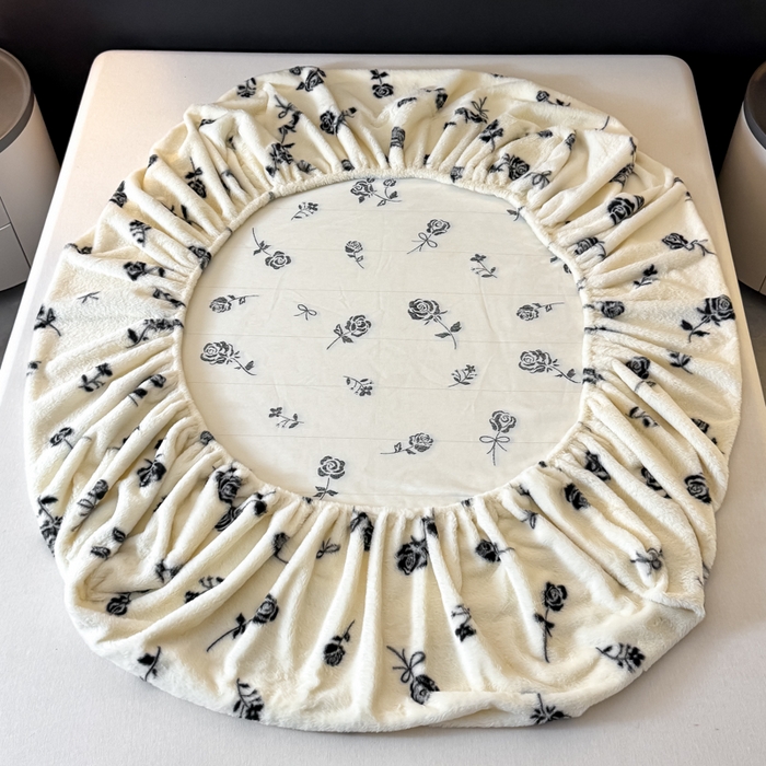 91家纺网 家纺一手货源 找家纺 爱多多家居 2025新款印花兔毛绒高克重单床笠床笠单件 床笠-暗夜玫瑰