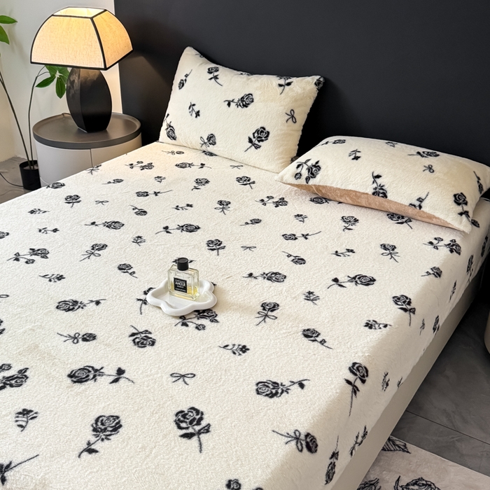 91家纺网 家纺一手货源 找家纺 爱多多家居 2025新款印花兔毛绒高克重单床笠床笠单件 床笠-暗夜玫瑰