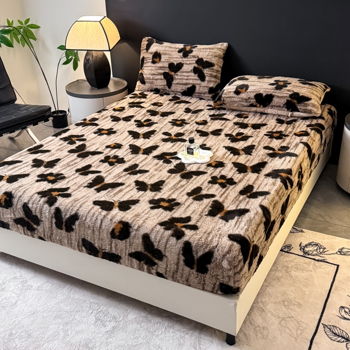 91家纺网 家纺一手货源 找家纺 爱多多家居 2025新款印花兔毛绒高克重单床笠床笠单件 床笠-绽放