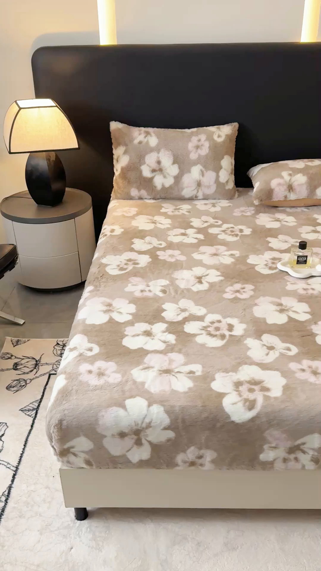 91家纺网 家纺一手货源 找家纺 爱多多家居 2025新款印花兔毛绒高克重单床笠床笠单件 床笠-繁花