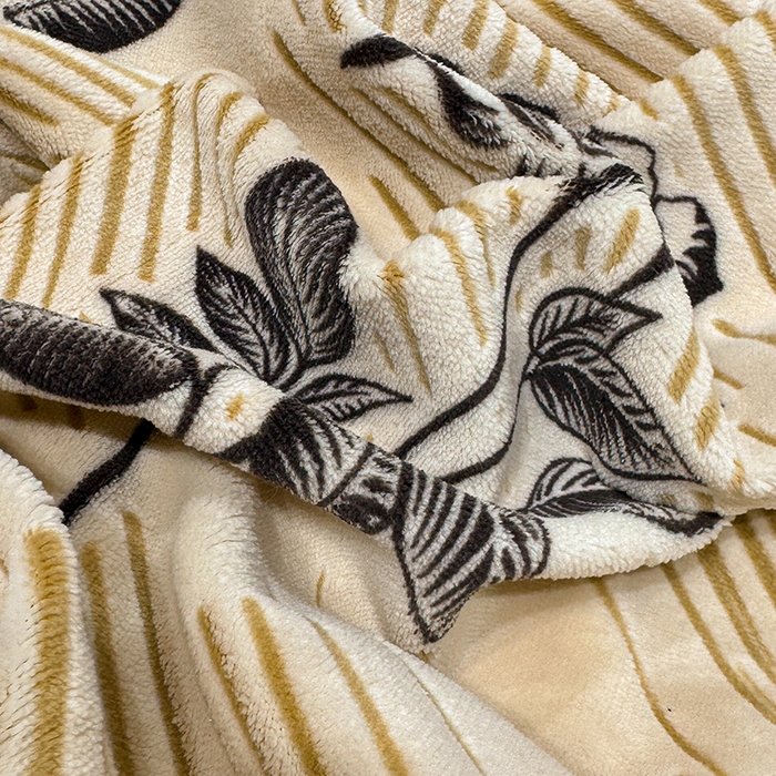 91家纺网 家纺一手货源 找家纺 云玲时尚 2025新款牛奶绒立体雕花兔毛绒包边四件套 水墨玫瑰