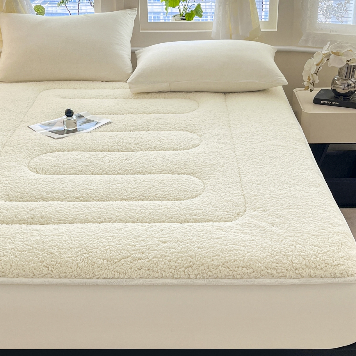 91家纺网 家纺一手货源 找家纺 （总）悠米悠家 2025新款A类羊羔绒夹棉大豆床笠床垫