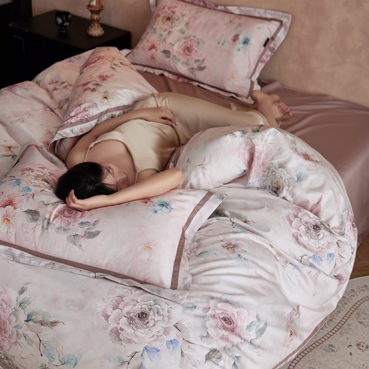 91家纺网 家纺一手货源 找家纺 轩和家居 2025新款70SA类轻奢长绒棉纯棉花四件套正品YKK拉链+精品做工 第一组 花织