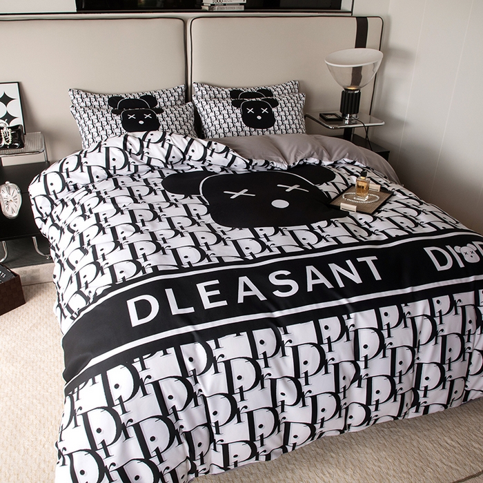 91家纺网 家纺一手货源 找家纺 摩卡（乐趣） 2025新款现代简约四季棉四季款四件套 黑白迪