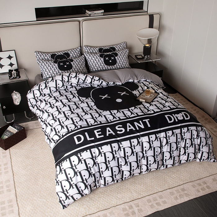 91家纺网 家纺一手货源 找家纺 摩卡（乐趣） 2025新款现代简约四季棉四季款四件套 黑白迪