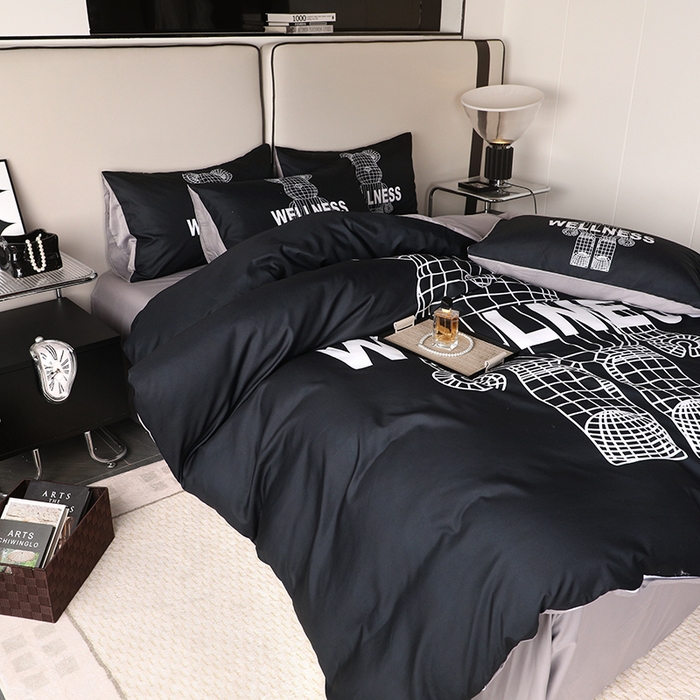 91家纺网 家纺一手货源 找家纺 摩卡（乐趣） 2025新款现代简约四季棉四季款四件套 机器熊