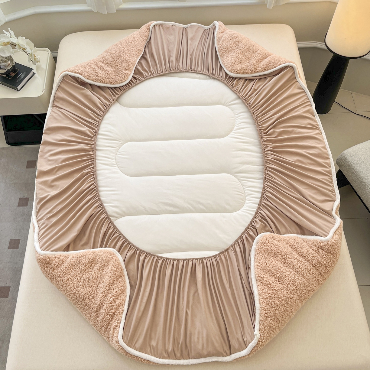 91家纺网 家纺一手货源 找家纺 悠米悠家 2025新款A类羊羔绒夹棉大豆床笠床垫 橘色