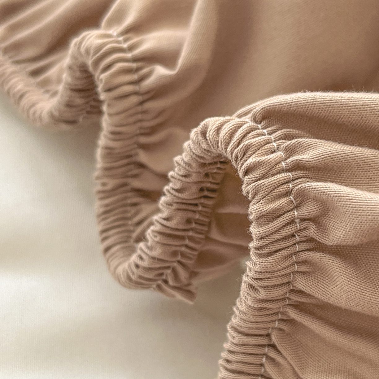 91家纺网 家纺一手货源 找家纺 悠米悠家 2025新款A类羊羔绒夹棉大豆床笠床垫 橘色